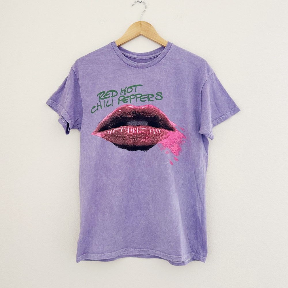 NEW Red Hot Chili Peppers Lips Graphic T-Shirt